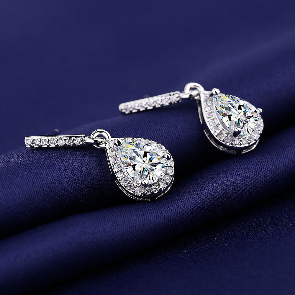 ✨ Boucles d'Oreilles Élégantes en Goutte - Zircon Micro-Incrusté, Finition Premium, Style Chic et Raffiné 🌟