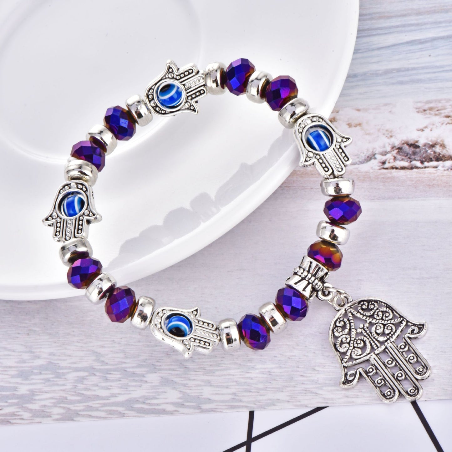 " Bracelet Œil du Diable Élégant - Perles Raffinées, Design Unique, Protection et Style Premium"