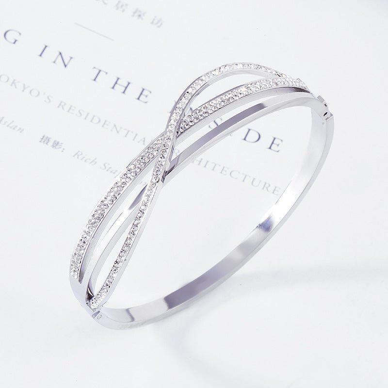 ✨ Bracelet en Acier Titane Personnalisé - Diamants Géométriques, Élégance Durable et Résistance à l'Usure