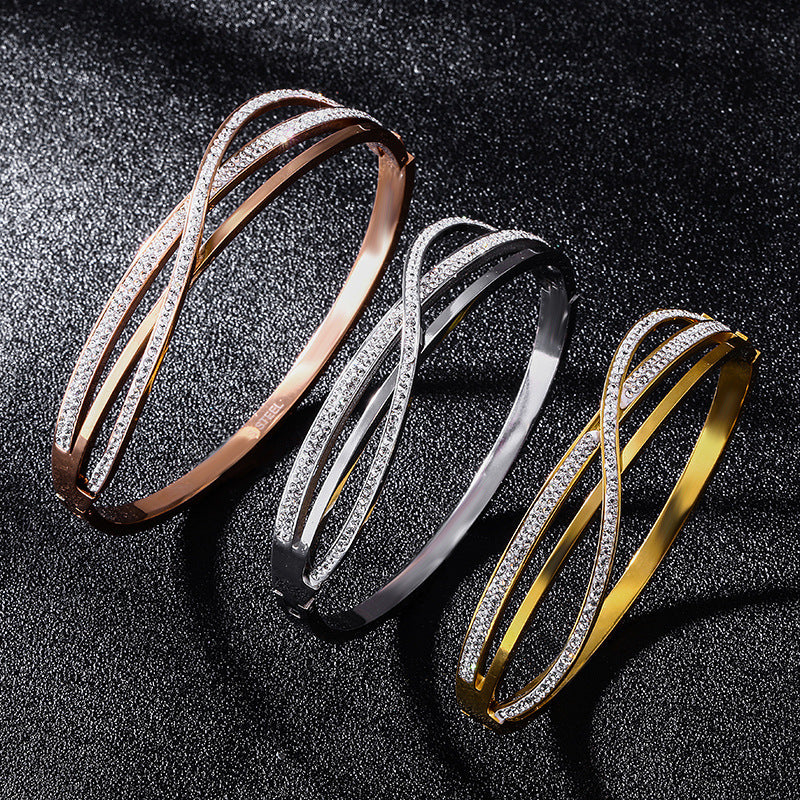 ✨ Bracelet en Acier Titane Personnalisé - Diamants Géométriques, Élégance Durable et Résistance à l'Usure