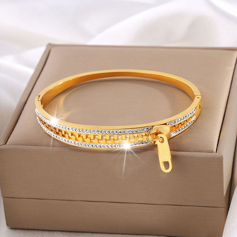 ✨ Élégant Bracelet en Acier Titane - Design Personnalisé, Cadeau Idéal et Accessoire Raffiné pour Filles
