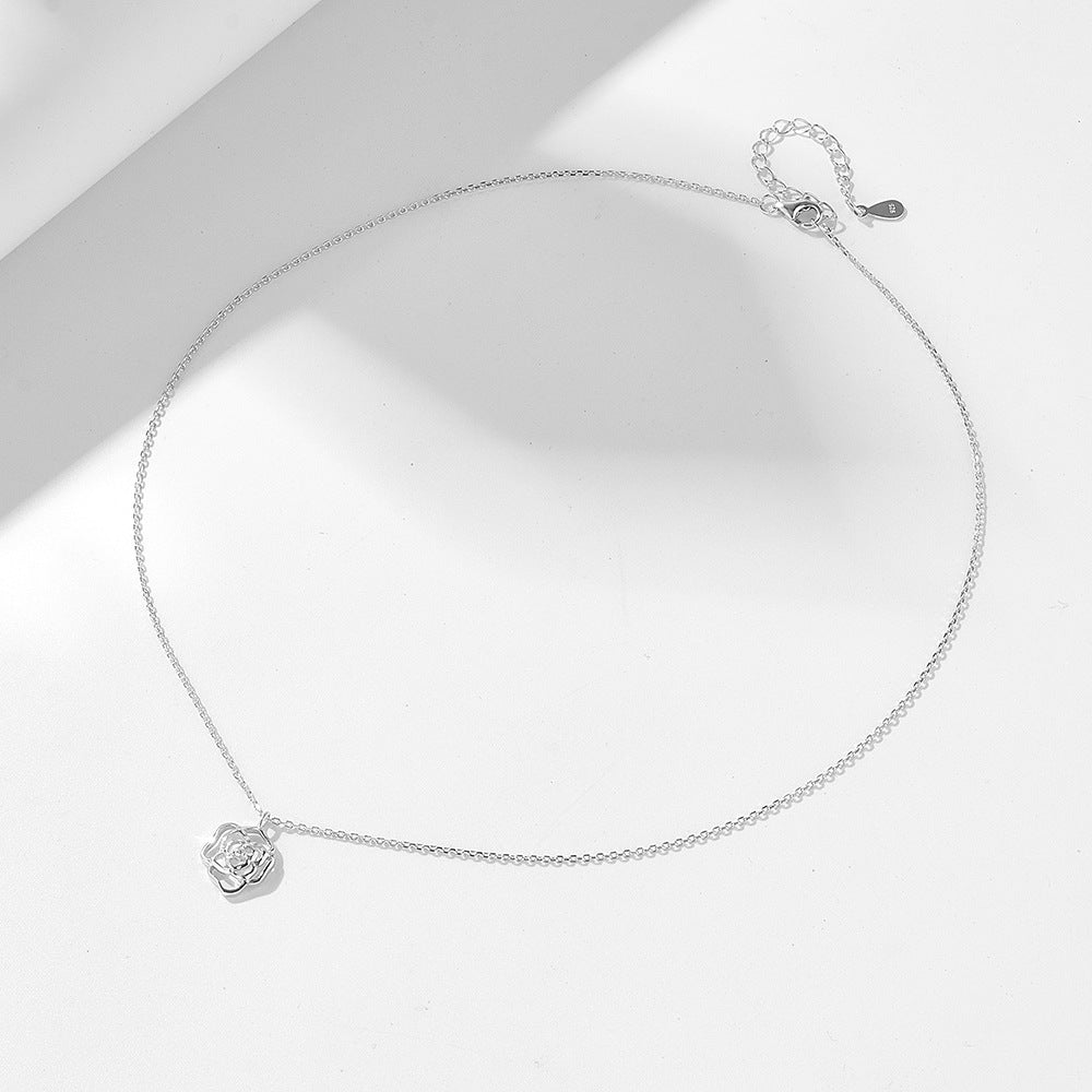 Collier en Argent Sterling - Motif Rose Vintage, Élégance Intemporelle pour Sublimer Votre Style !