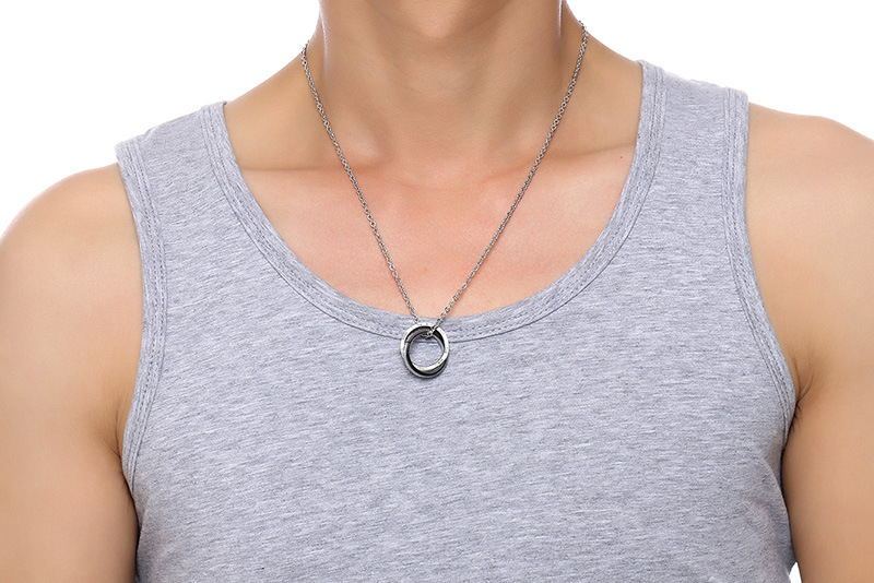 Collier Couple en Acier Inoxydable - Design Élégant, Résistant à l'Eau, Idéal pour les Amoureux !