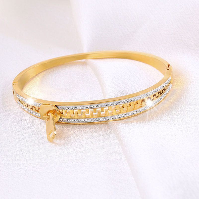 ✨ Élégant Bracelet en Acier Titane - Design Personnalisé, Cadeau Idéal et Accessoire Raffiné pour Filles