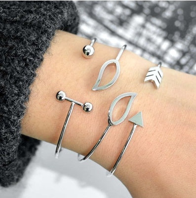 ✨ Chic Ensemble Bracelets Géométriques Femme - Ajustables, Style Moderne Doré & Argenté pour un Look Sophistiqué