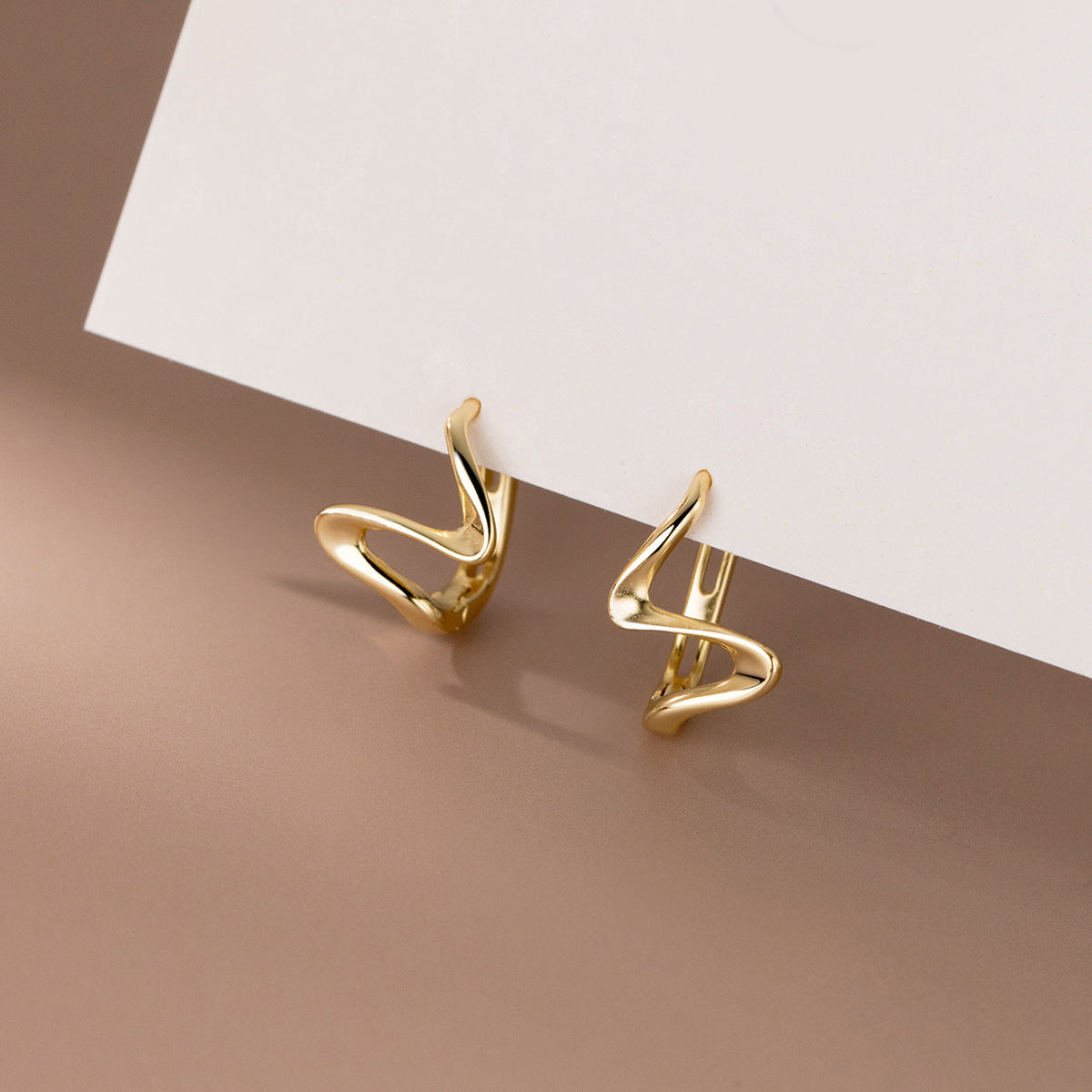 ✨ Boucles d'Oreilles Clip Argent S925 - Design Vague Élégant, Confort Optimal pour Sublimer Votre Style