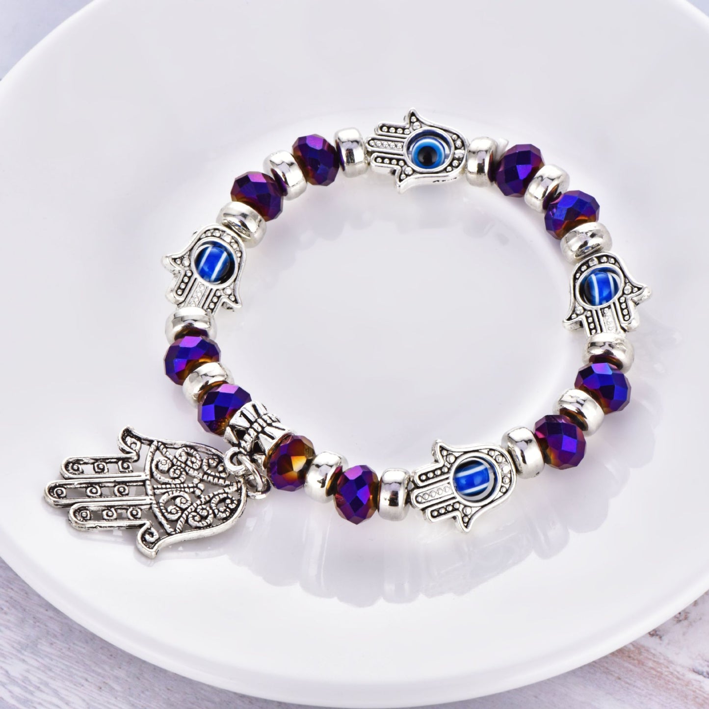 " Bracelet Œil du Diable Élégant - Perles Raffinées, Design Unique, Protection et Style Premium"