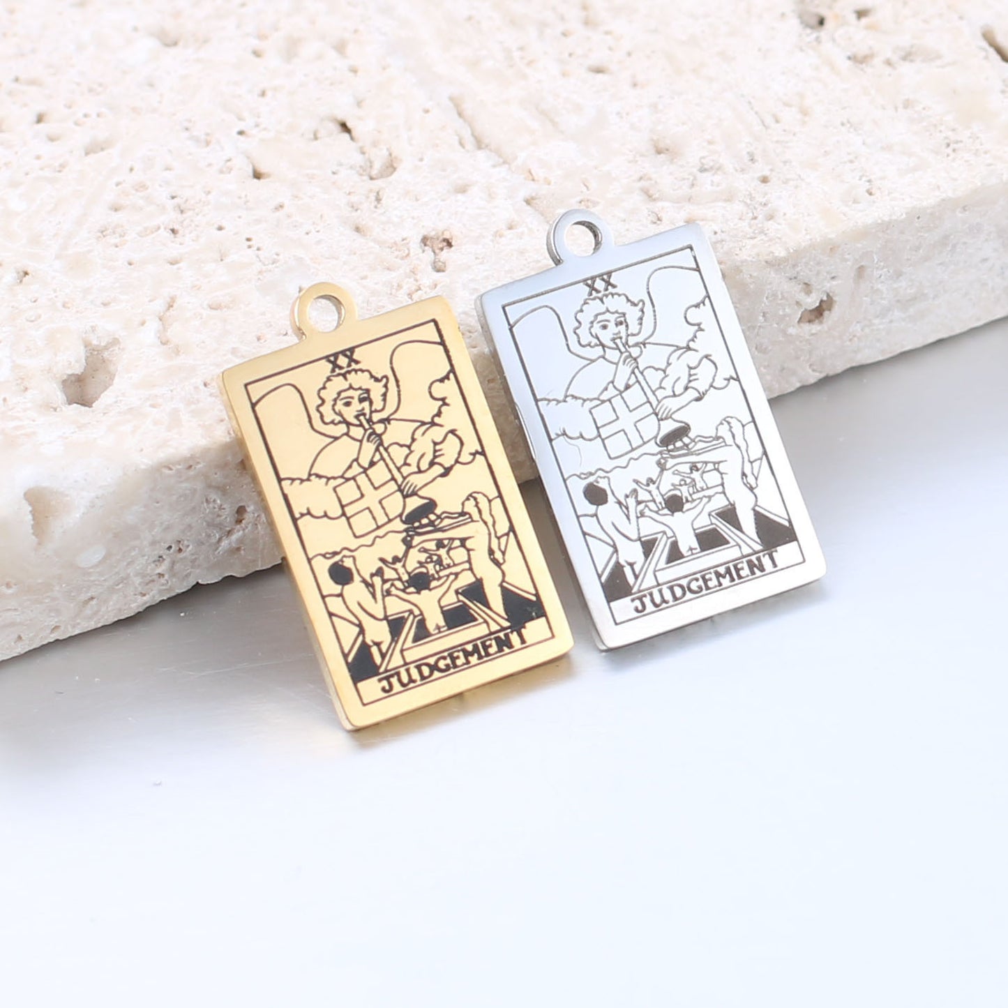 ✨ Collier Tarot Vintage en Acier Inoxydable - Porte-Bonheur Élégant, Durable et Idéal pour un Style Unique