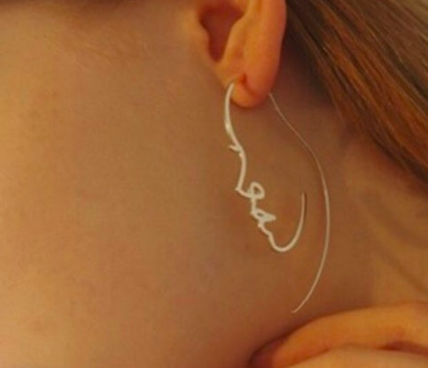 🌟 Boucles d'Oreilles Abstraites Élégantes - Design Unique, Qualité Premium pour Affirmer Votre Style avec Chic!