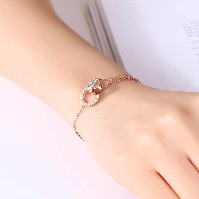 ✨ Bracelet Élégant en Acier Titane - Design Raffiné avec Diamants et Zircon, Résistant pour Toutes Occasions