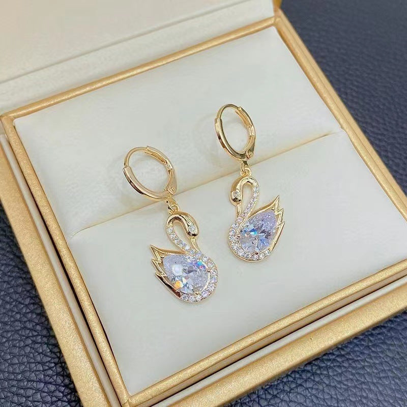 💎 Boucles d'Oreilles Swan en Rhinestones - Design Élégant, Brillance Exceptionnelle, Parfaites pour Sublimer Votre Style