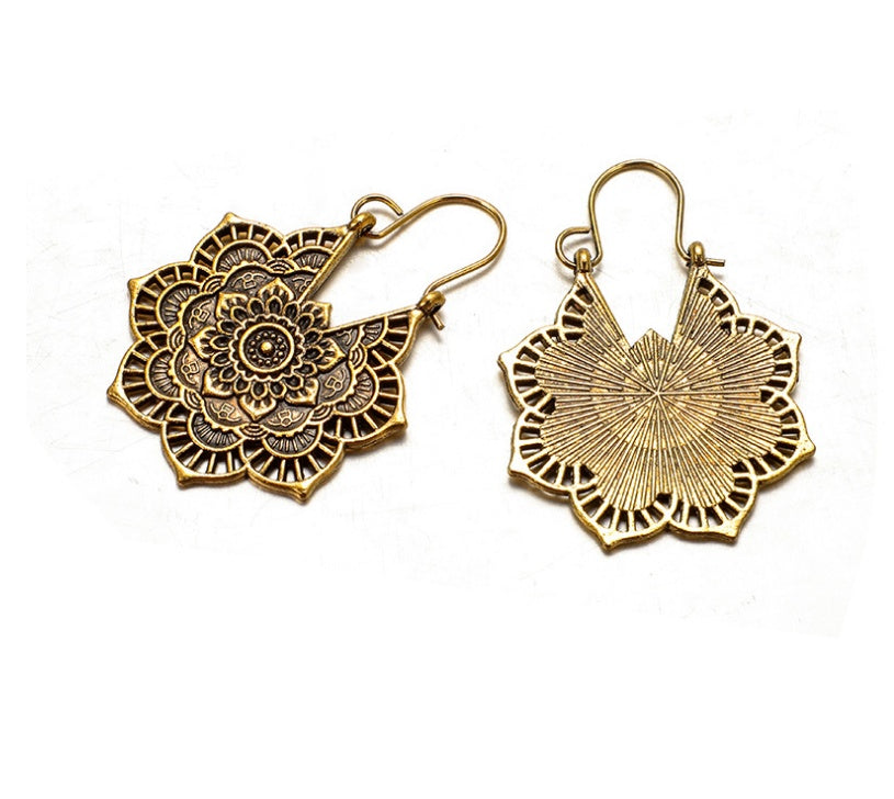Boucles d'Oreilles Vintage Élégantes - Style Ethnique Unique, Métal Premium pour une Sophistication Intemporelle