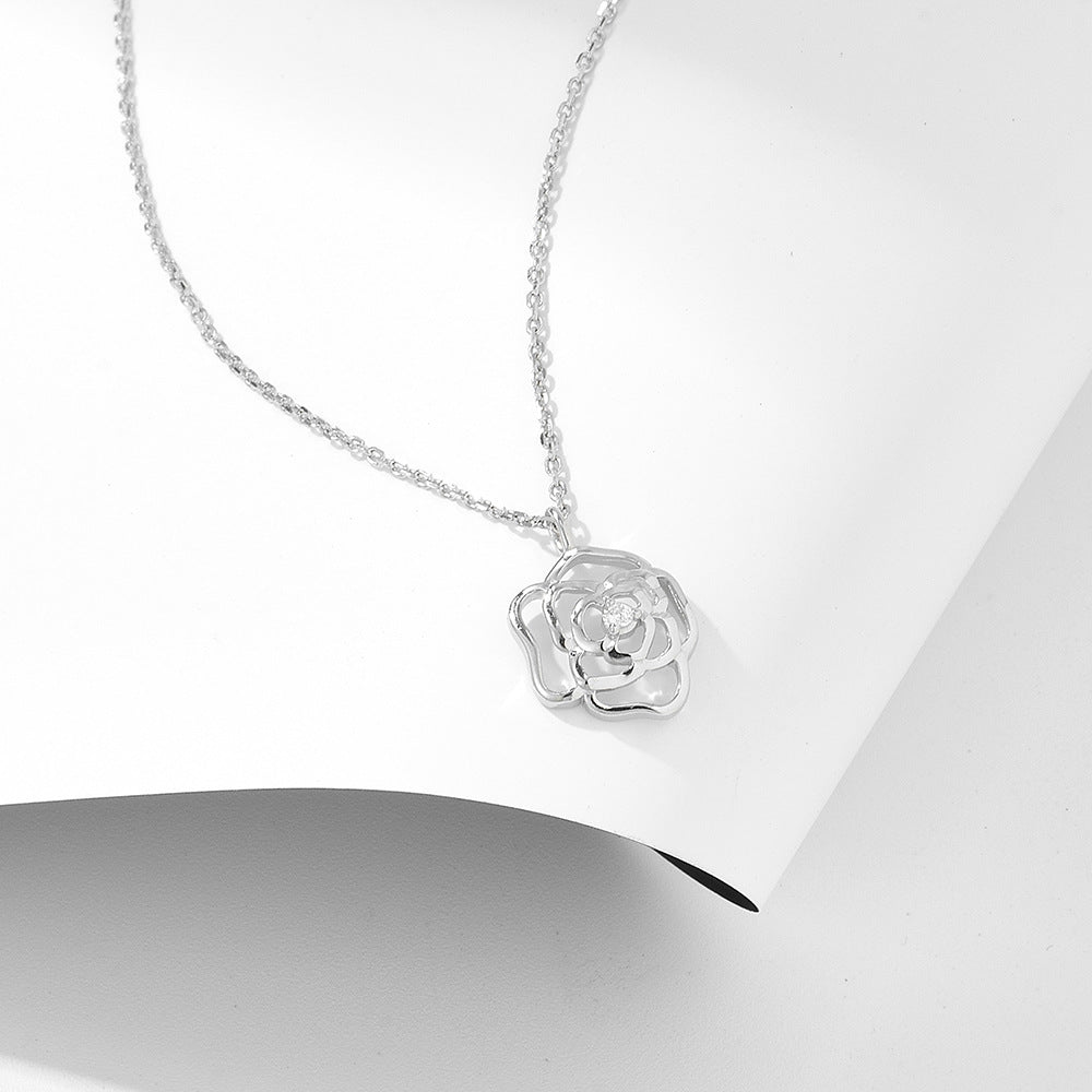 Collier en Argent Sterling - Motif Rose Vintage, Élégance Intemporelle pour Sublimer Votre Style !