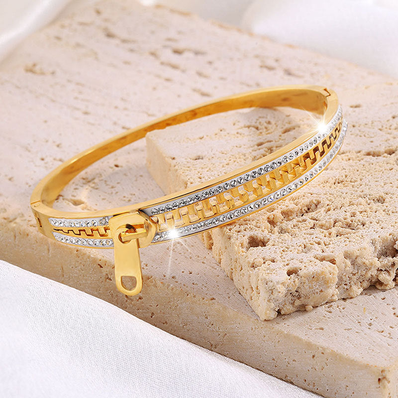 ✨ Élégant Bracelet en Acier Titane - Design Personnalisé, Cadeau Idéal et Accessoire Raffiné pour Filles
