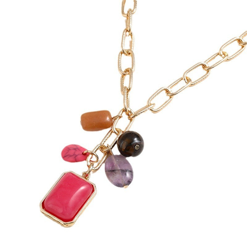 💎 Collier Pendentif Femme Tempérament Élégant - Design Luxueux, Style Européen et Américain, Idéal pour Toutes Occasions