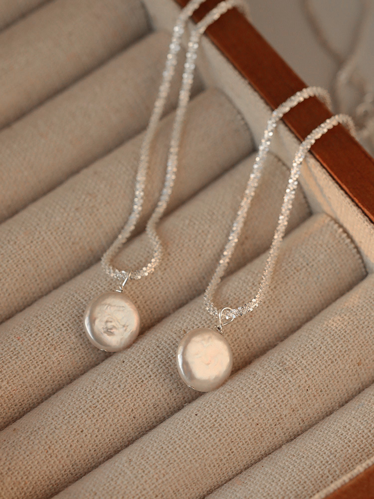 Comment ça sonne : 🌟 Collier Élégant en Argent Sterling S925 - Perle Baroque, Sophistication Intemporelle?En espérant que cela réponde à vos attentes. 🎁