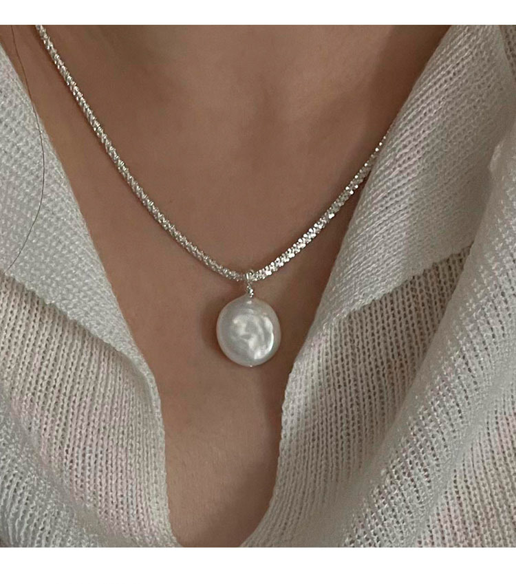 Comment ça sonne : 🌟 Collier Élégant en Argent Sterling S925 - Perle Baroque, Sophistication Intemporelle?En espérant que cela réponde à vos attentes. 🎁