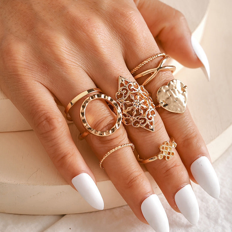 💍 Ensemble de Bagues Vintage Élégantes - Design Lotus & Serpent, Alliage Raffiné, Accentue Votre Style avec Charme

Qu'en penses-tu ? Je peux ajuster si nécessaire !