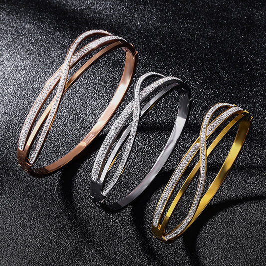 ✨ Bracelet en Acier Titane Personnalisé - Diamants Géométriques, Élégance Durable et Résistance à l'Usure