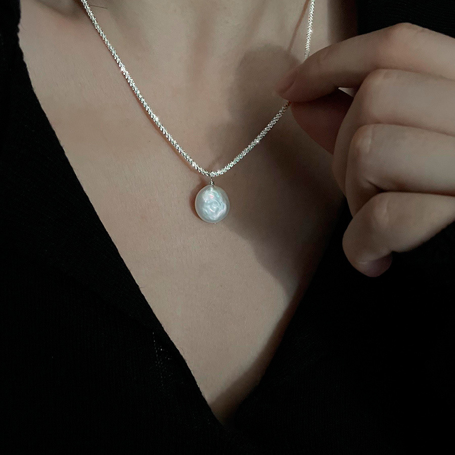 Comment ça sonne : 🌟 Collier Élégant en Argent Sterling S925 - Perle Baroque, Sophistication Intemporelle?En espérant que cela réponde à vos attentes. 🎁