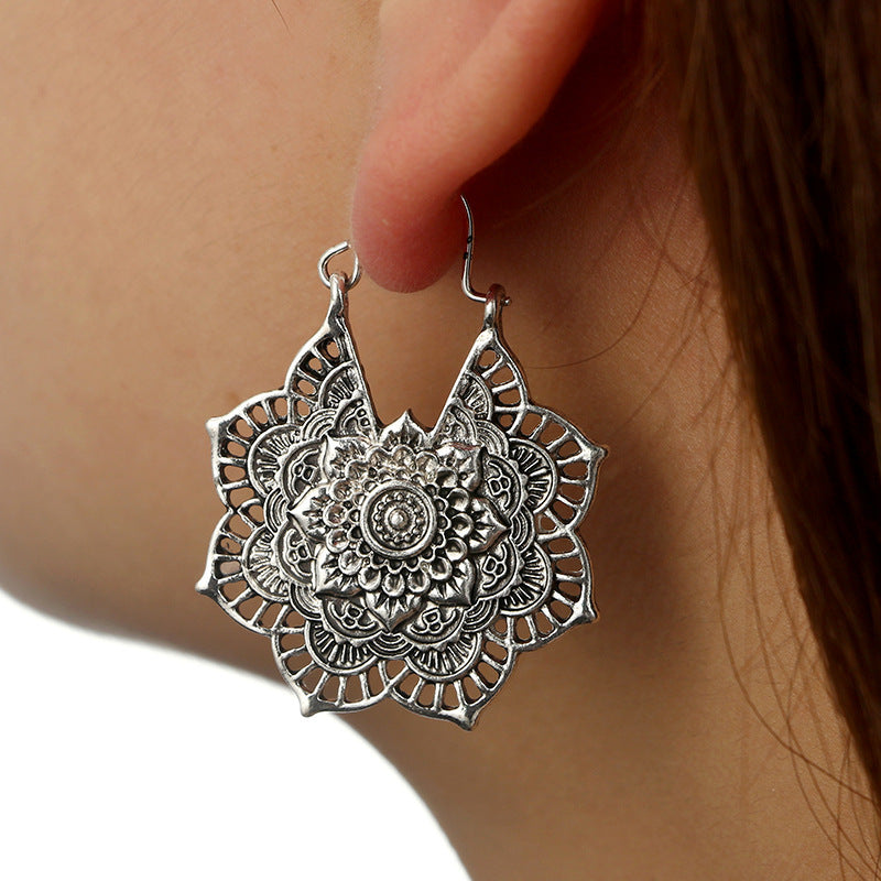 Boucles d'Oreilles Vintage Élégantes - Style Ethnique Unique, Métal Premium pour une Sophistication Intemporelle