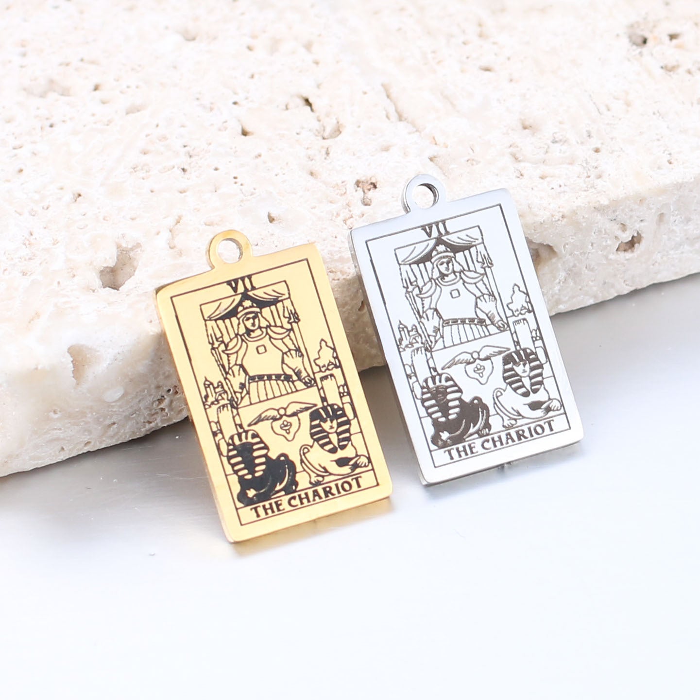 ✨ Collier Tarot Vintage en Acier Inoxydable - Porte-Bonheur Élégant, Durable et Idéal pour un Style Unique
