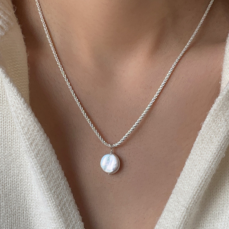 Comment ça sonne : 🌟 Collier Élégant en Argent Sterling S925 - Perle Baroque, Sophistication Intemporelle?En espérant que cela réponde à vos attentes. 🎁
