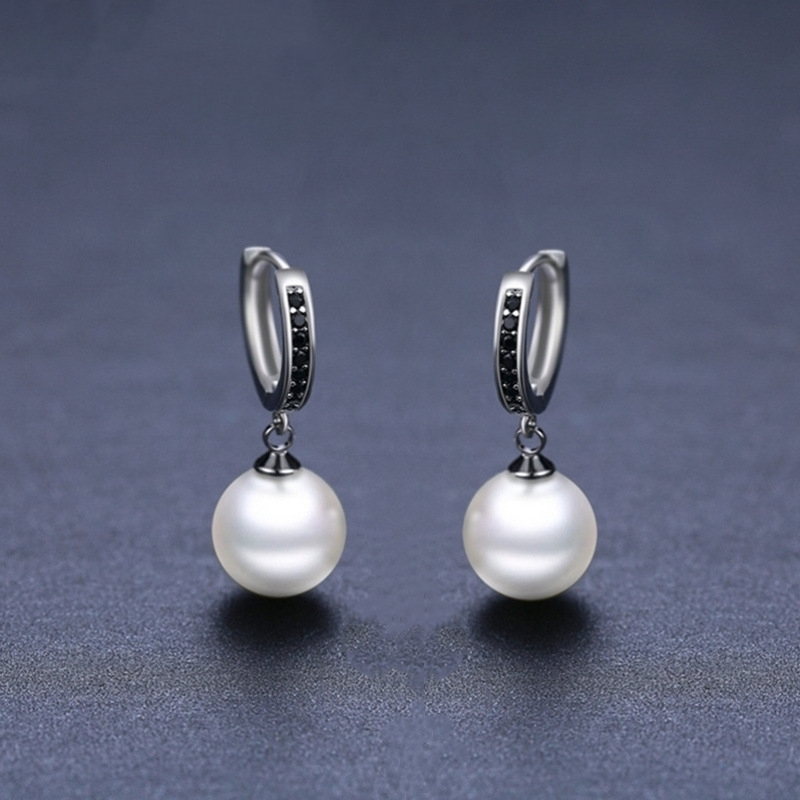 ✨ Élégantes Boucles d'Oreilles en Zircon - Strass Brillants, Style Chic pour Sublimer Vos Tenues au Quotidien