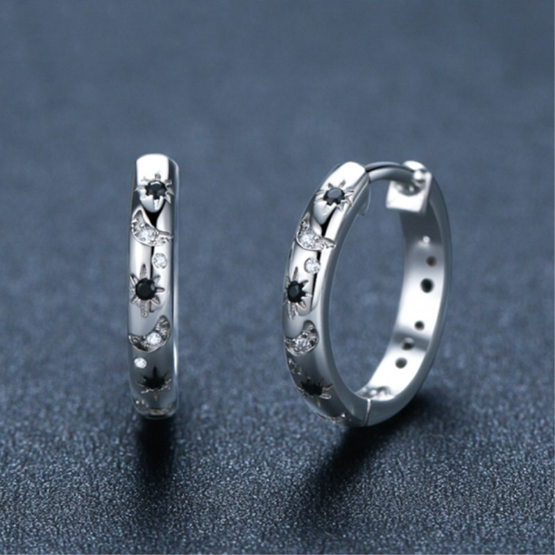 ✨ **Boucles d'Oreilles Étoiles & Lunes en Zircon – Éclat Envoûtant, Élégance Idéale pour Toutes les Occasions