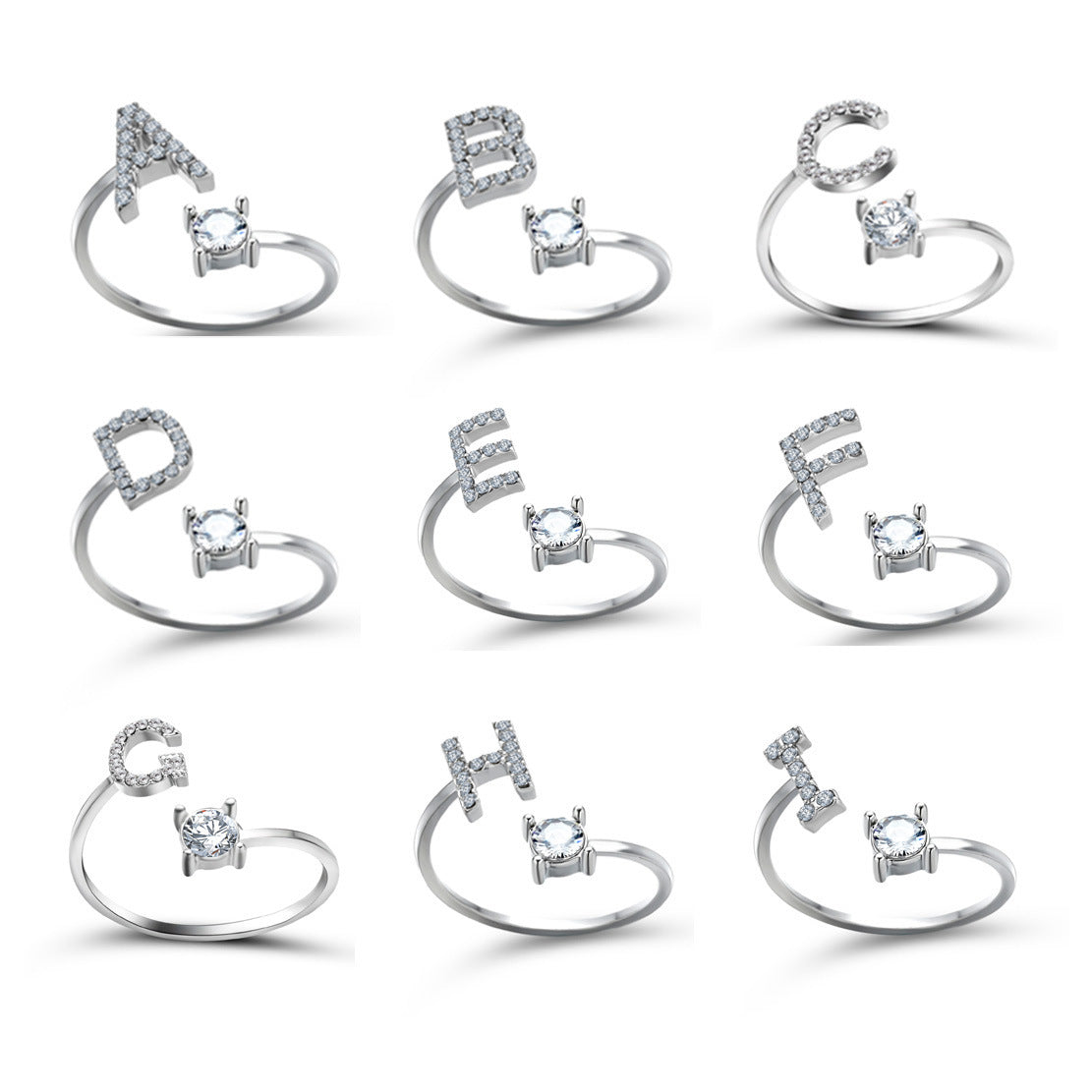 Image du produit Bague Initiale Ajustable – Élégance Personnalisée en Argent/Doré | Bijou Raffiné pour Femme