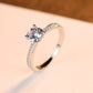 **Bague Élégante en Argent Sterling - Zircon Sertie, Brillance Intemporelle, Parfaite pour Toutes Occasions**