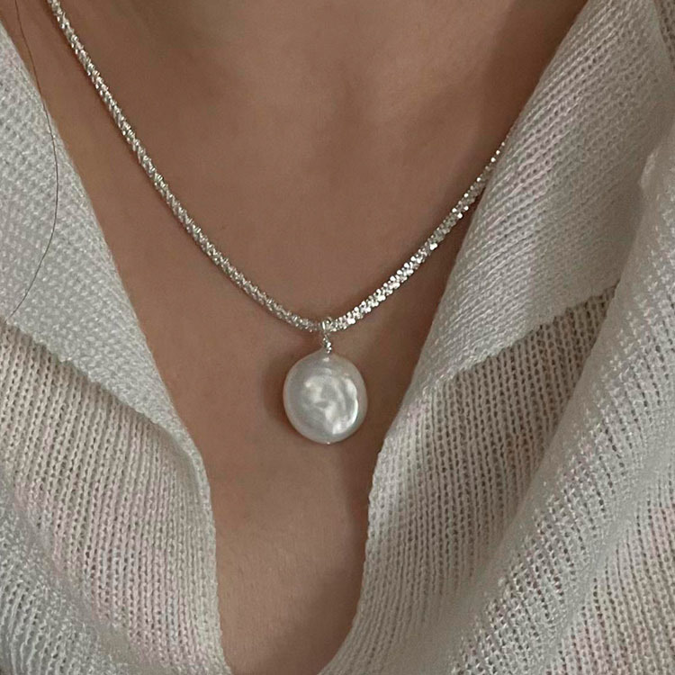 Comment ça sonne : 🌟 Collier Élégant en Argent Sterling S925 - Perle Baroque, Sophistication Intemporelle?En espérant que cela réponde à vos attentes. 🎁
