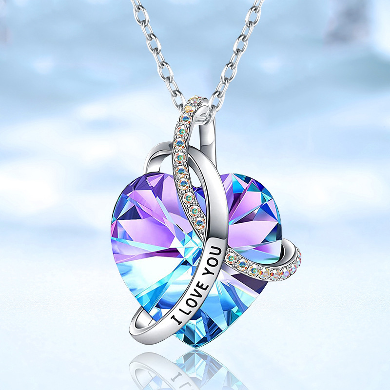 💖 **Collier Cristal Raffiné** - Élégance Intemporelle, Brillance Sublime, Cadeau Parfait pour Moments Spéciaux