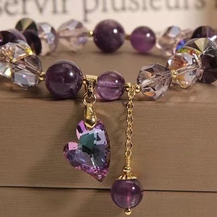✨ Bracelet en Améthyste Naturelle - Propriétés Apaisantes, Élégance Intemporelle, Bien-être au Quotidien 🌿

Si vous souhaitez d'autres options ou des modifications, n'hésitez pas à demander !