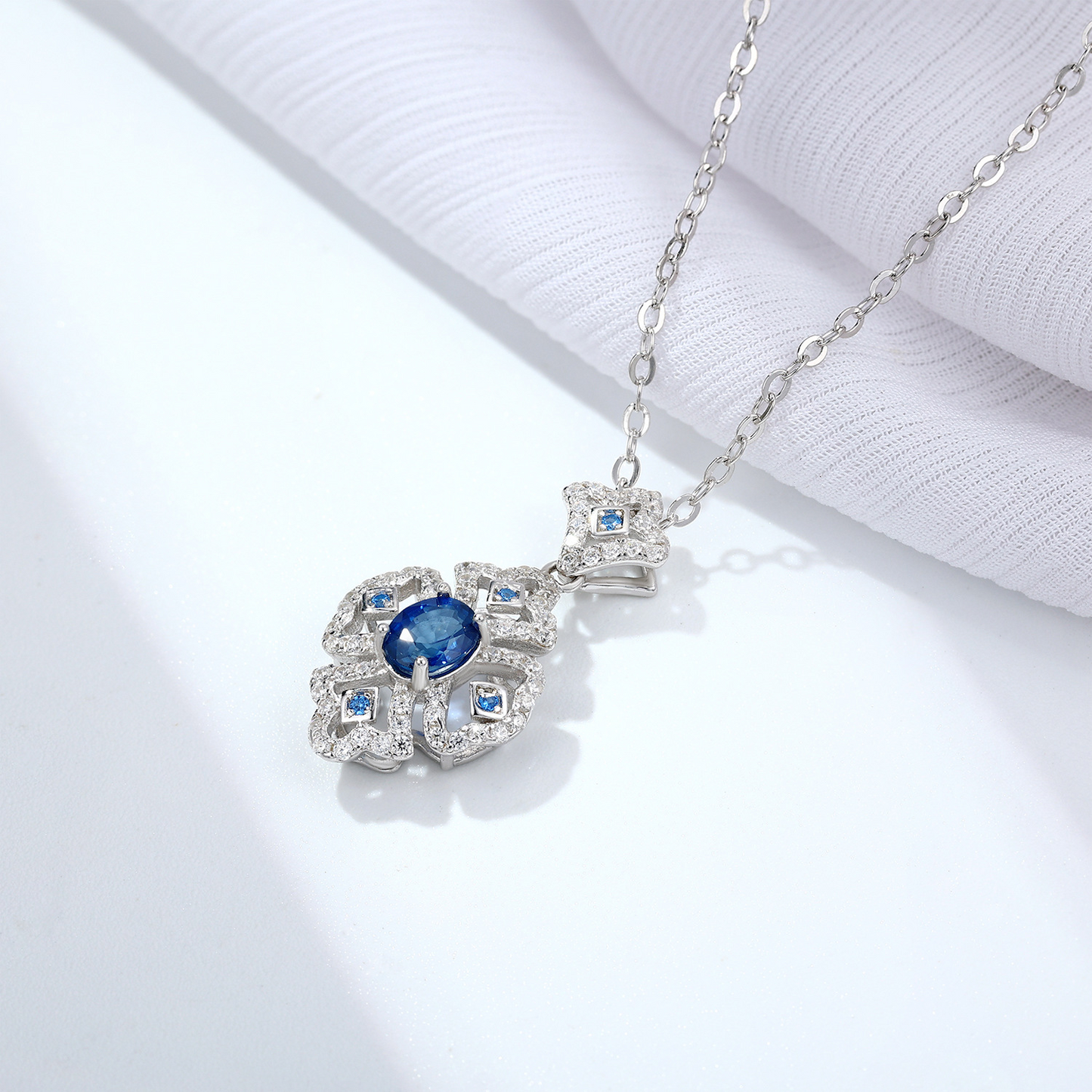 ✨ Collier Argent S925 avec Pendentif Saphir Naturel - Élégance Rétro, Parfait pour Toutes Occasions