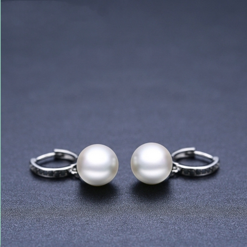 ✨ Élégantes Boucles d'Oreilles en Zircon - Strass Brillants, Style Chic pour Sublimer Vos Tenues au Quotidien