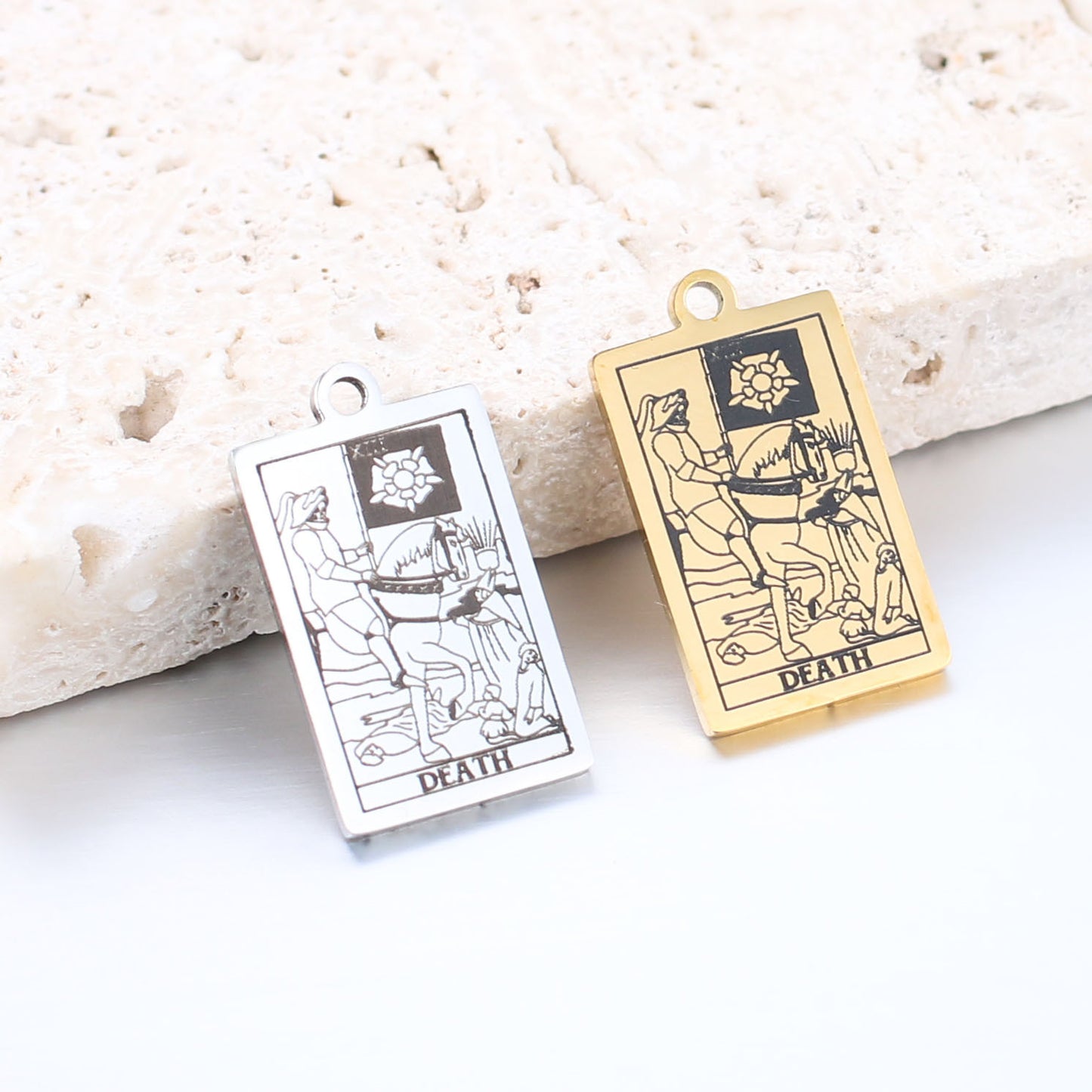 ✨ Collier Tarot Vintage en Acier Inoxydable - Porte-Bonheur Élégant, Durable et Idéal pour un Style Unique