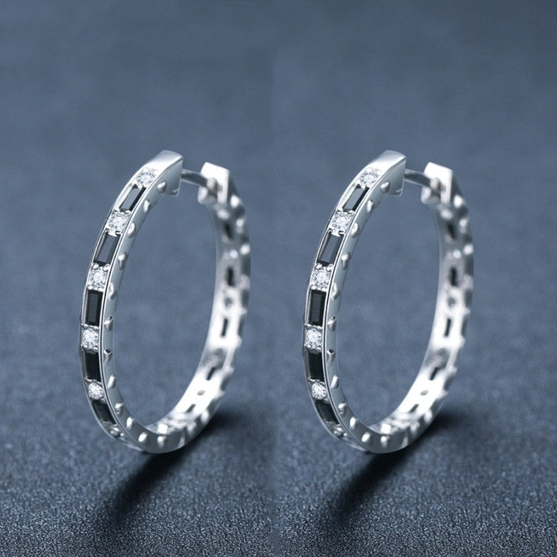 🌟 Élégantes Boucles d'Oreilles en Zircon Noir - Design Minimaliste, Style Raffiné pour Sublimer Votre Look Quotidien