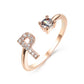 Image du produit Bague Initiale Ajustable – Élégance Personnalisée en Argent/Doré | Bijou Raffiné pour Femme