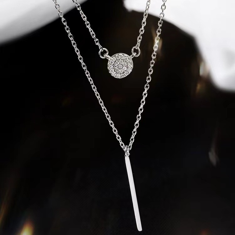 🌟 Collier Élégant Double Chaîne en Argent 925 - Pendentif Rond Zircon Raffiné, Parfait pour un Look Chic et Tendance