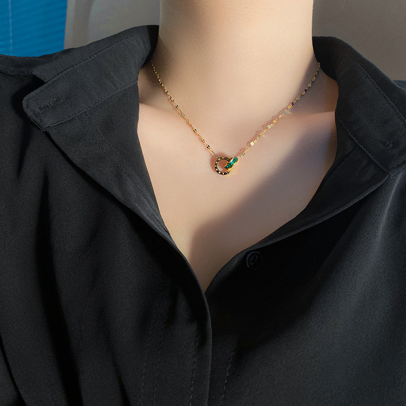 💎 Collier Pendentif Élégant en Argent - Design Raffiné, Idéal pour Couples et Occasions Spéciales