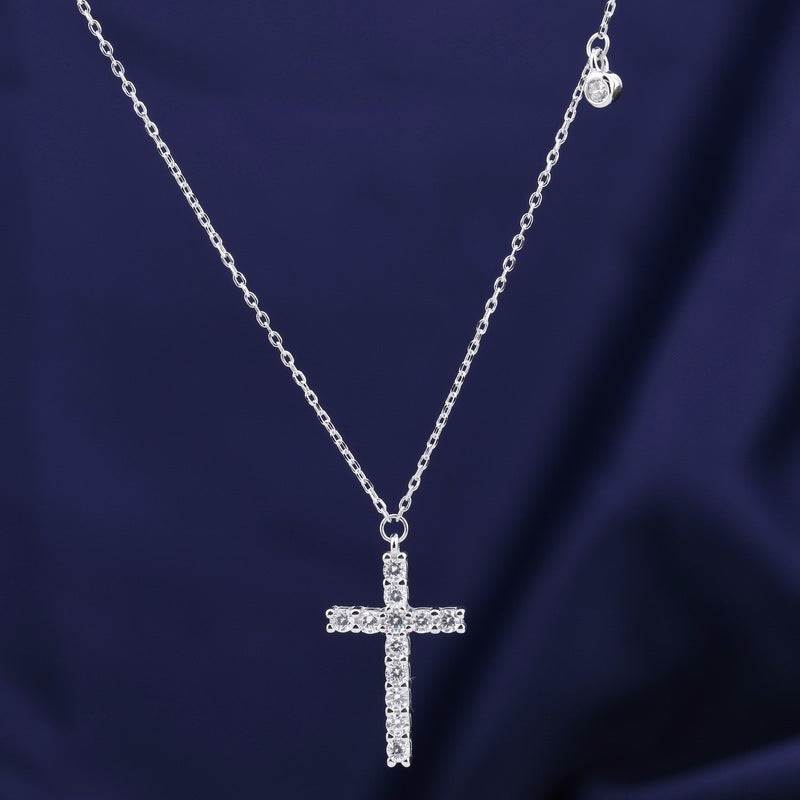 ✨ Collier Croix en Argent S925 - Élégance Simple, Style Tendance, Parfait pour Sublimer Votre Décolleté !