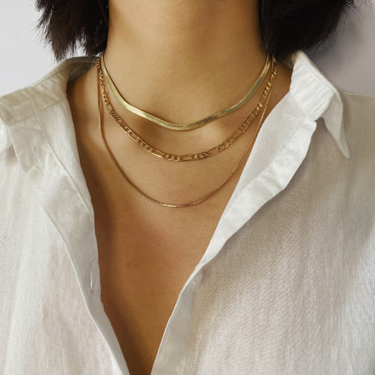 ✨ **Élégant Collier Punk Géométrique - Design Serpent Unique, Multi-Couches pour un Look Audacieux et Original