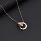 Collier Élégant Femme en Acier Titane - Pendentif Chiffres Romains, Diamants Brillants pour un Style Raffiné