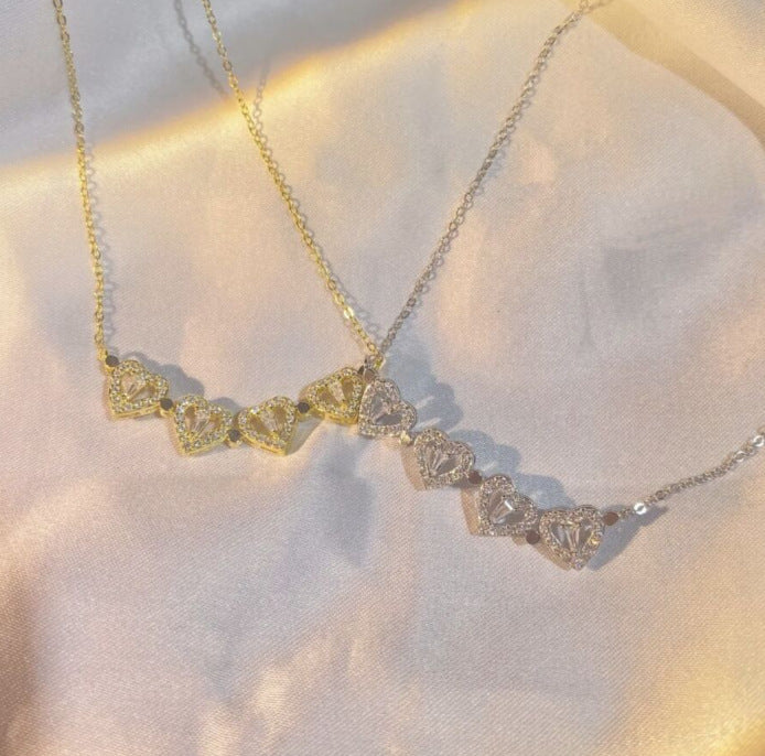 ✨ Collier Coeur Magnétique Rétro - Élégance Symbolique, Trèfle Porte-Bonheur 🍀 Cadeau Raffiné et Romantique 💖