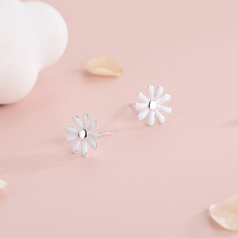 Boucles d'Oreilles en Argent S925 - Design Marguerites Éclatantes, Élégance Unique pour un Style Quotidien Chic