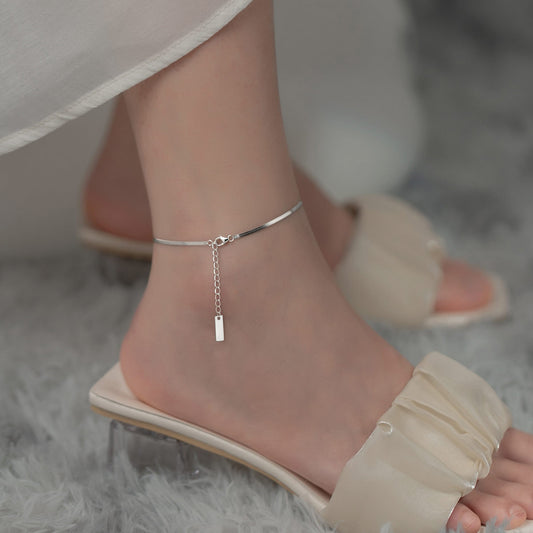 🌟Bracelet de Cheville Élégant en Argent S925 – Chaîne Serpent Minimaliste et Raffinée"