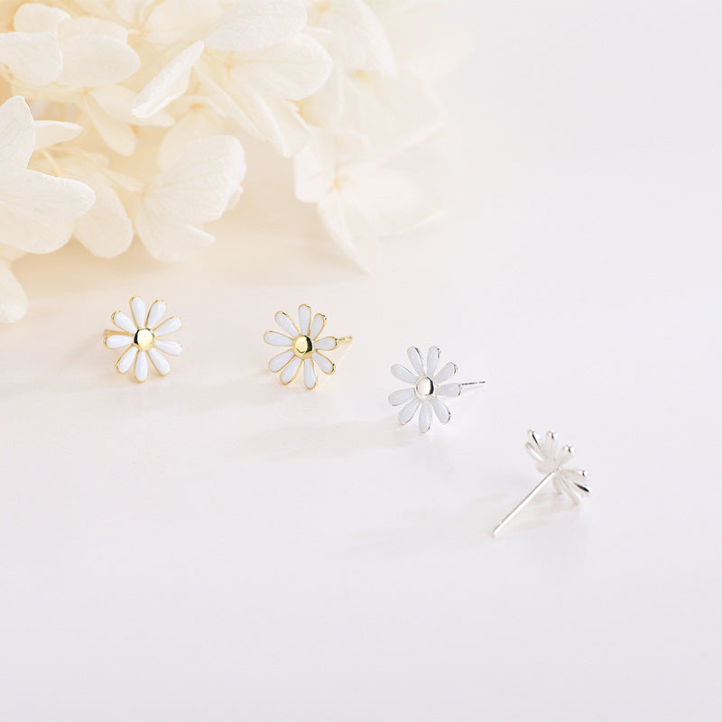 Boucles d'Oreilles en Argent S925 - Design Marguerites Éclatantes, Élégance Unique pour un Style Quotidien Chic