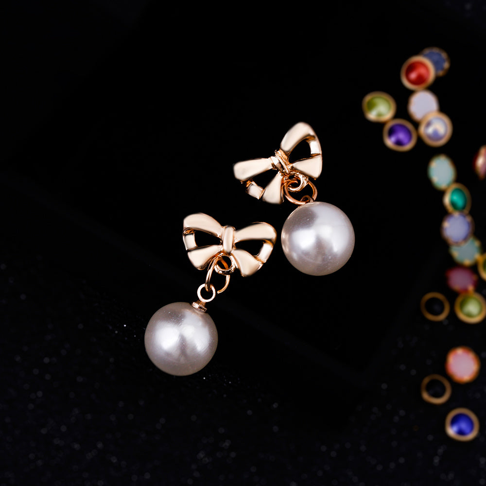 🌟 Boucles d'Oreilles Élégantes en Perles et Zircon - Hypoallergéniques, Style Cœur & Nœud, Idéales pour Offrir 🎁