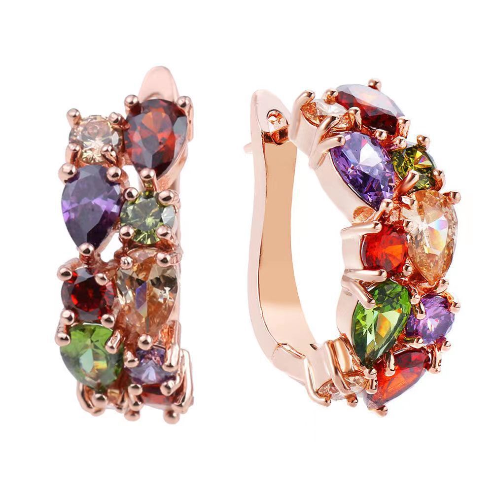 🌟 Clips d'Oreilles Élégants pour Femme - Zircon de Haute Qualité, Style Raffiné à Petit Prix